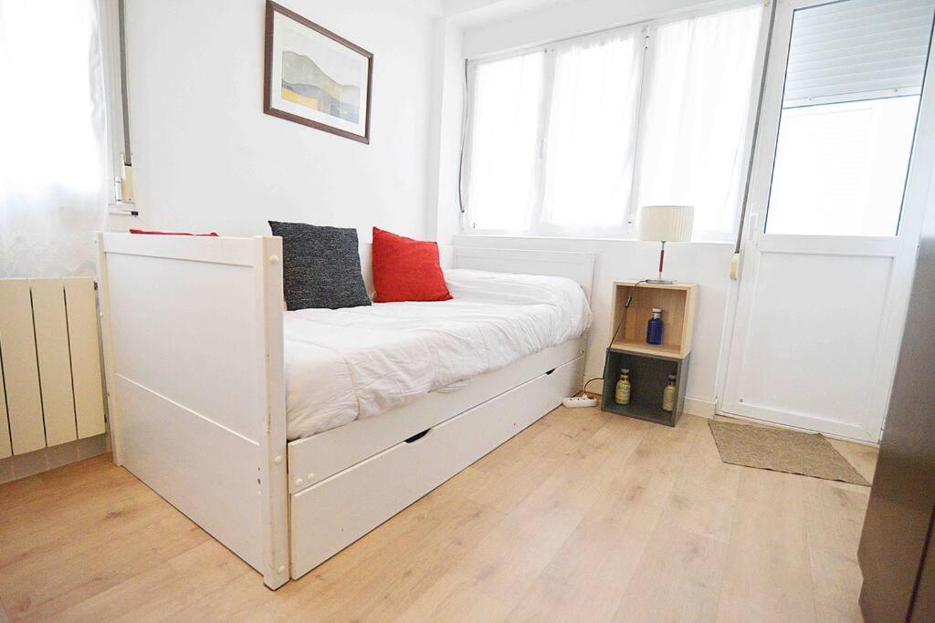 El Apartamento De Los Pinares By Just Room Santander Eksteriør bilde