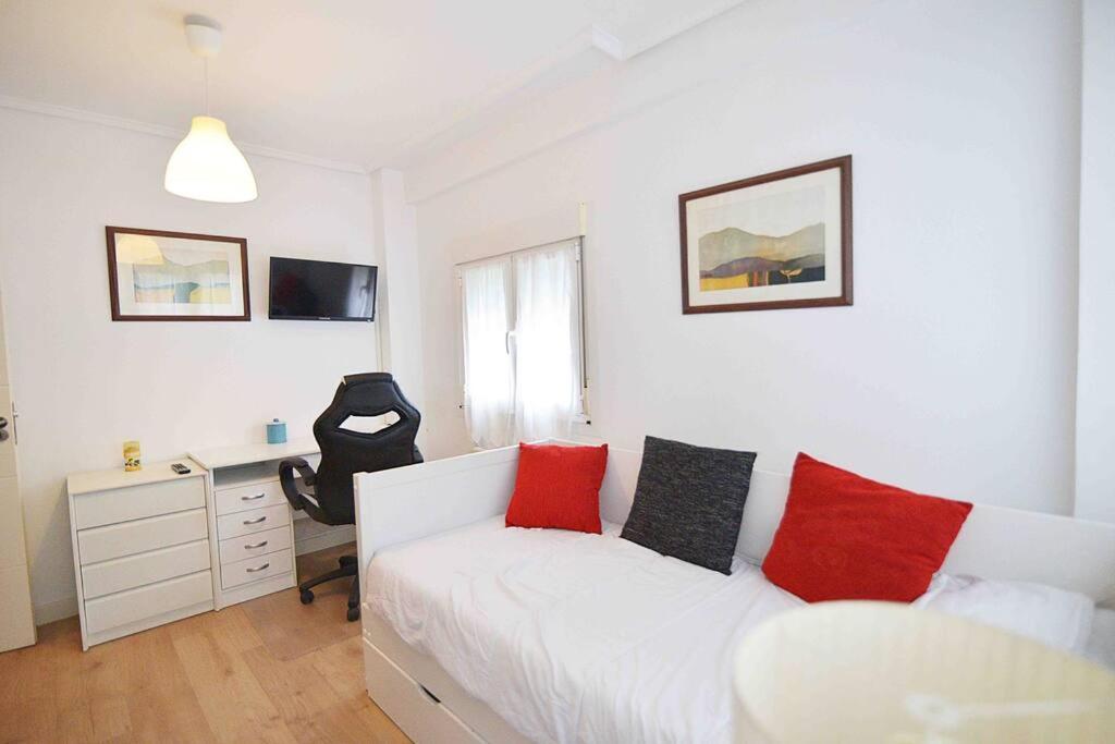 El Apartamento De Los Pinares By Just Room Santander Eksteriør bilde